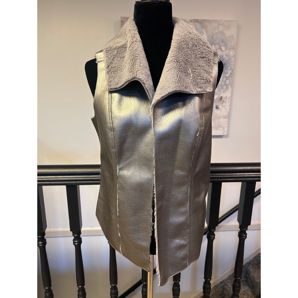 Spanner Pewter Metallic Faux Fur Lined Vest Open Front Grey Small F12503 NEW